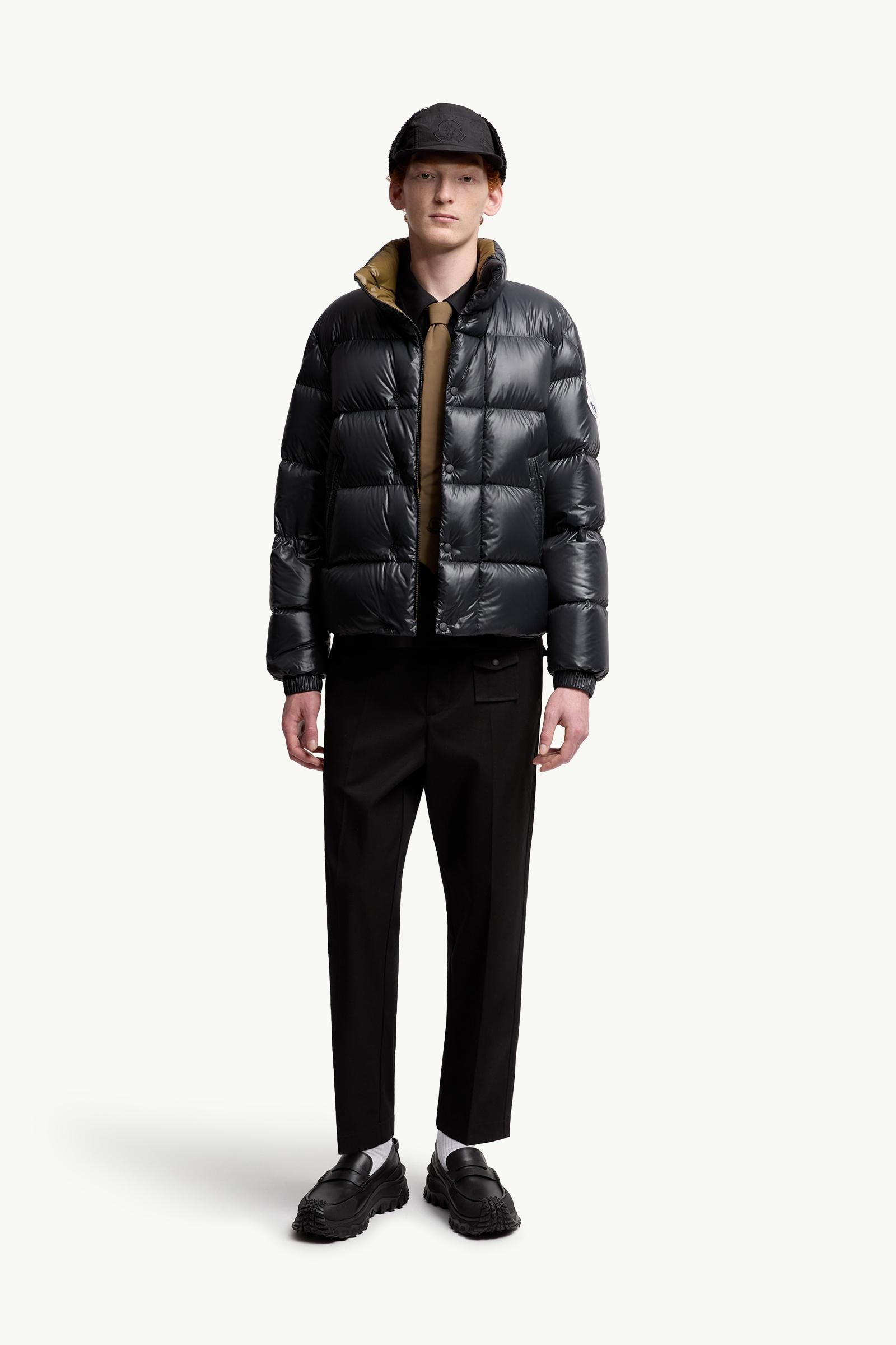 Tripiti Short Down Jacket