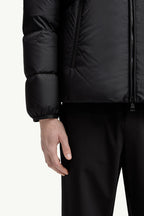 Montcla Hooded Short Down Jacket